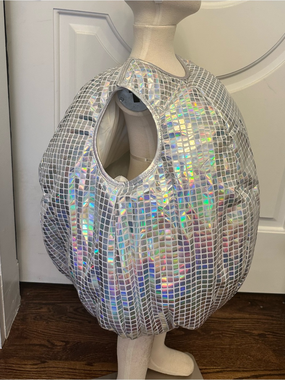 Child Disco Ball Costume Music Sounds Iridescent Padded Soft NEW - Picture 4 of 7